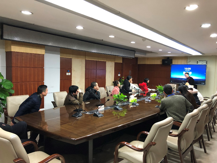 蘑菇TV官网免费进入小哥哥培訓中