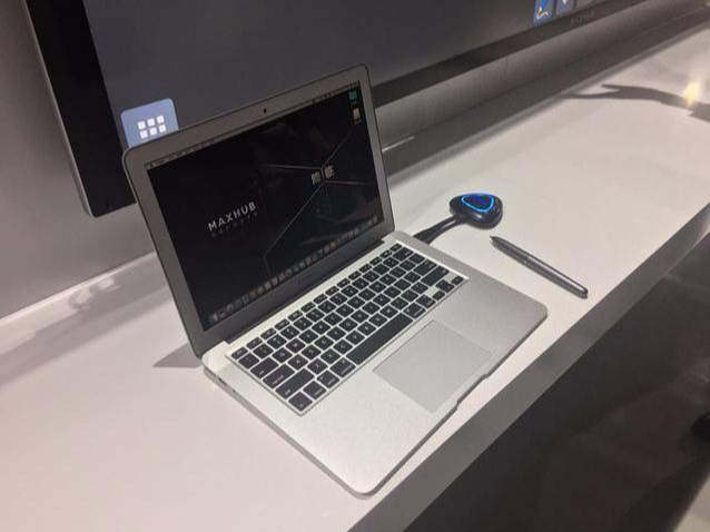 MAXHUB使用無線傳屏器時候，隻傳屏圖像嗎？